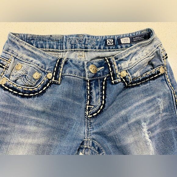Miss Me Sunny Bootcut Jeans 26x30 Stretch Distressed EUC Embroidered - Picture 8 of 12